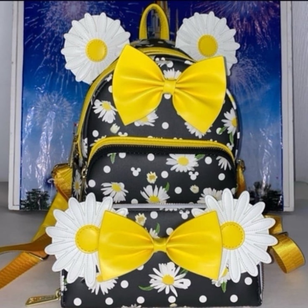 Disney Loungefly daisy sunflower spring flowers Minnie Mouse backpack wallet SET